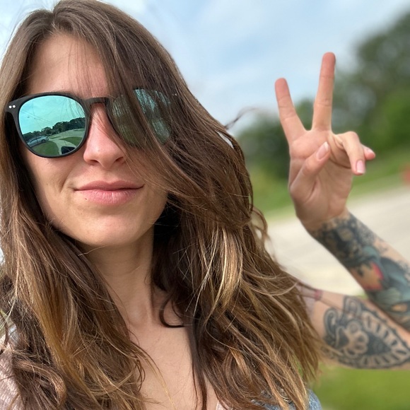 Meet your Posher, Jenna - Picture 1 of 1